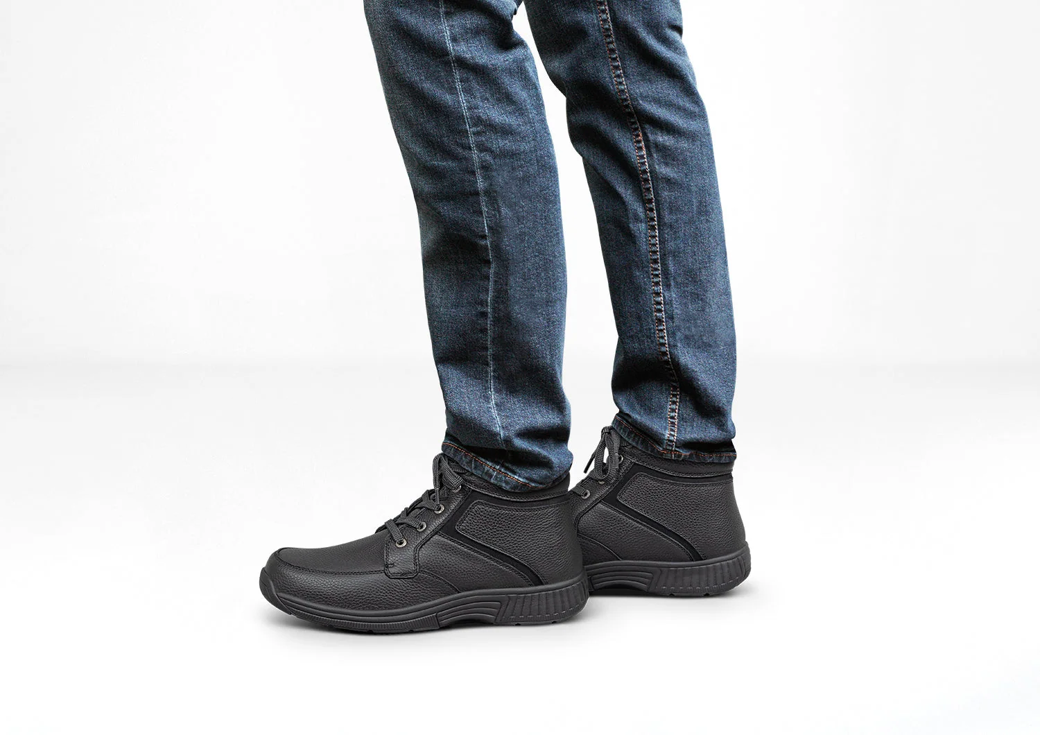 Highline - Black 2 Highline - Black